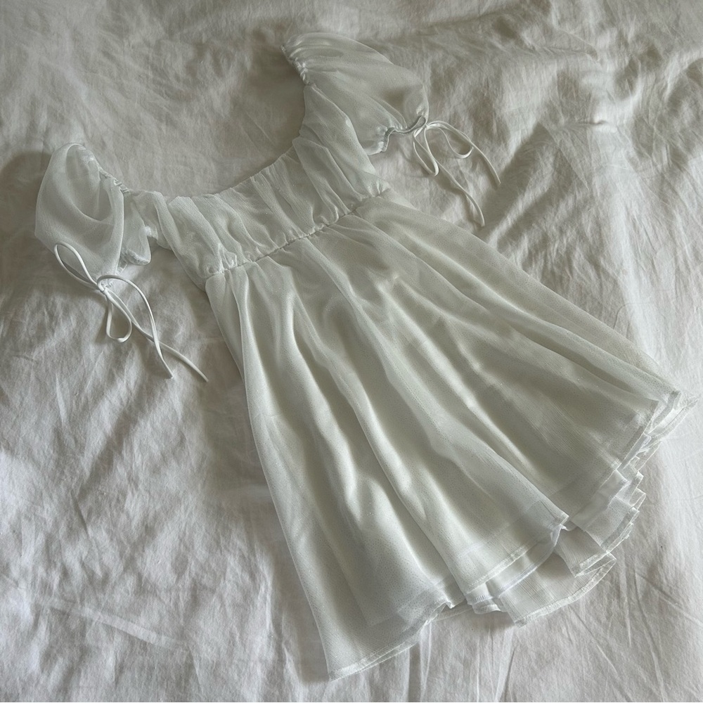 Lucy in the Sky babydoll mini dress